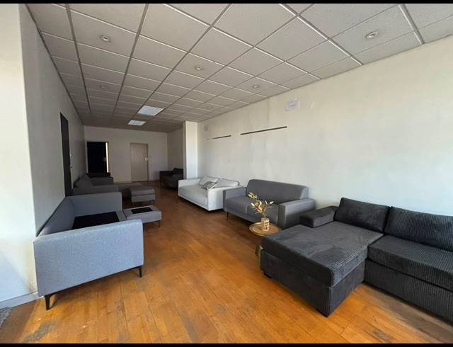 2,875M² WAREHOUSE TO LET IN PAROW INDUSTRIAL